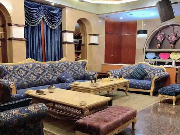 宜宾高端酒吧男营销招募中—加入我们开启璀璨星途—让梦想在这里起航!职位封面